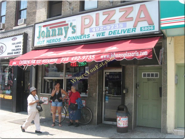 Johnnys Pizzeria