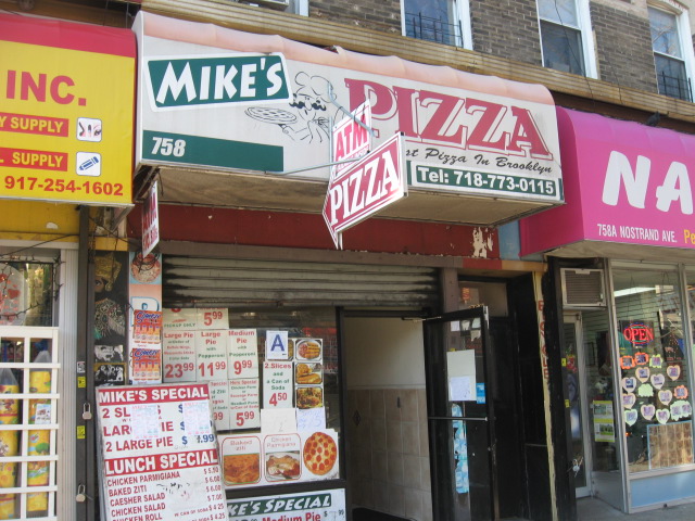 Mikes Pizzeria