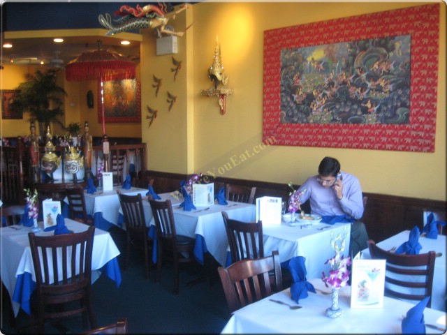 Bann Thai Restaurant in Queens / Menus & Photos