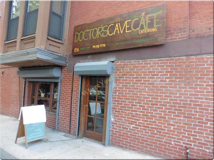 Doctors Cave Cafe