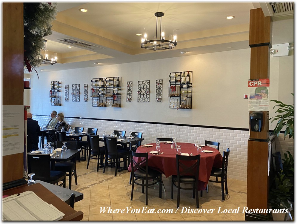 Renato's Trattoria Vento Restaurant in Staten Island / Official Menus & Photos