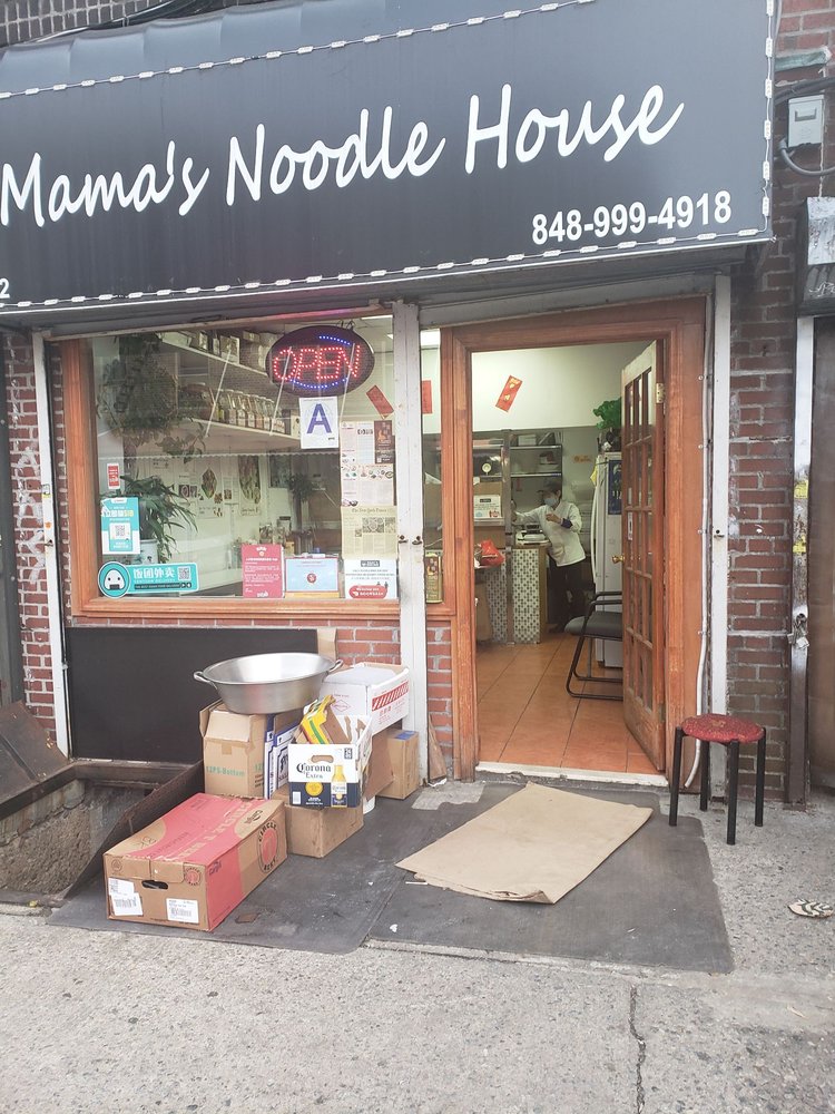 Mamas Noodle House