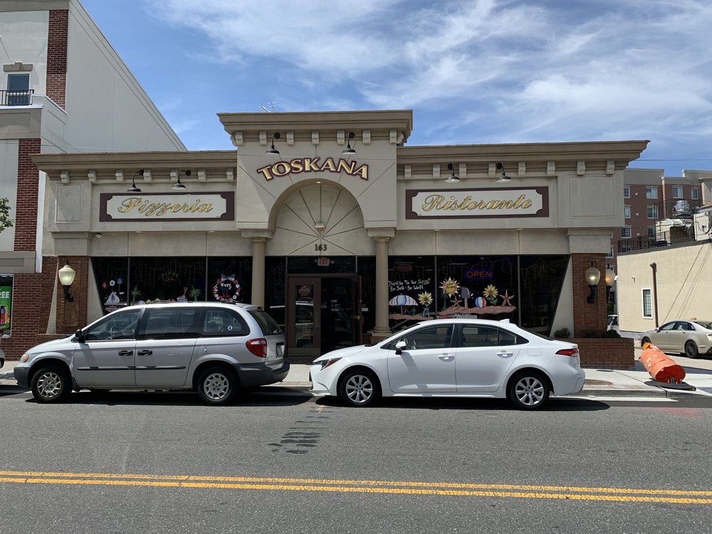 Pizzeria Restaurants in Queens Openings & Menus