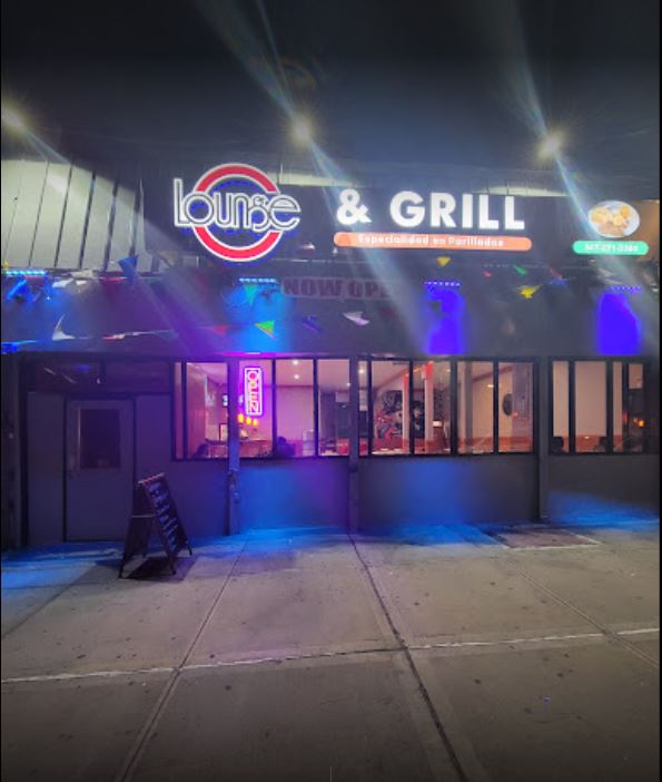 C Lounge & Grill
