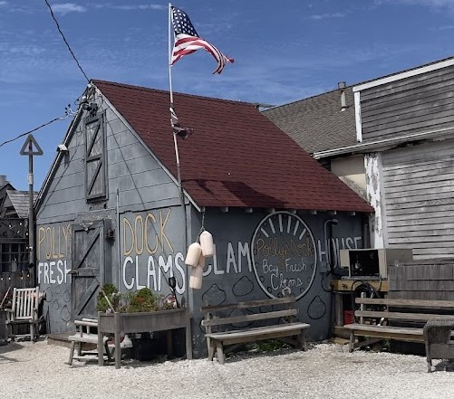 Polly’s Dock and Clamhouse