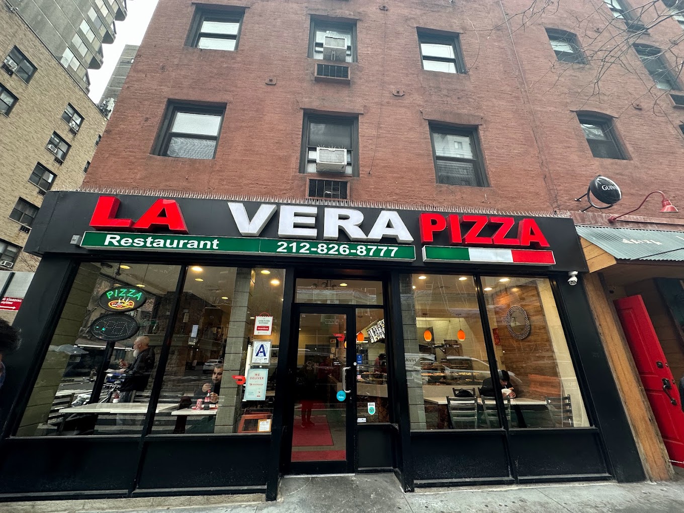 La Vera Pizzeria & Restaurant