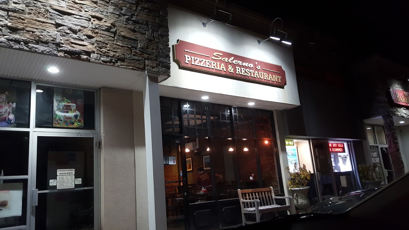 Salernos Pizzeria