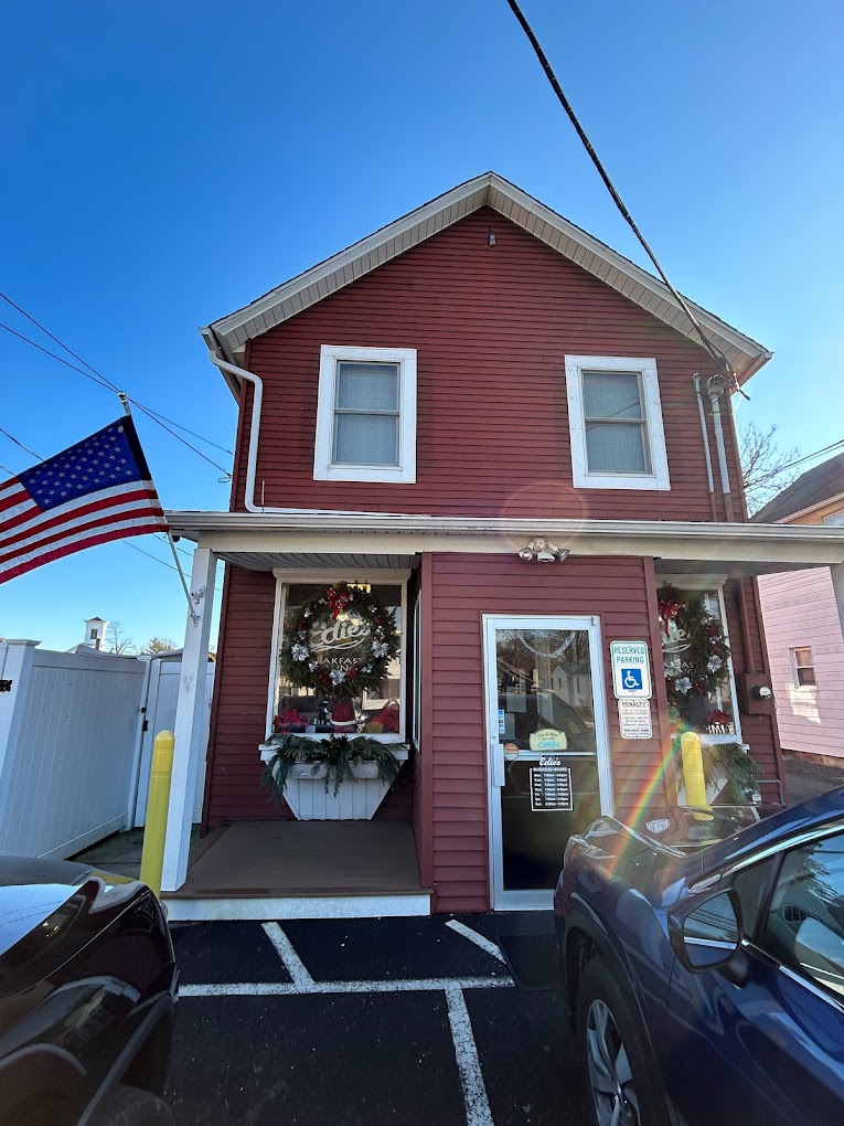 Edies Luncheonette