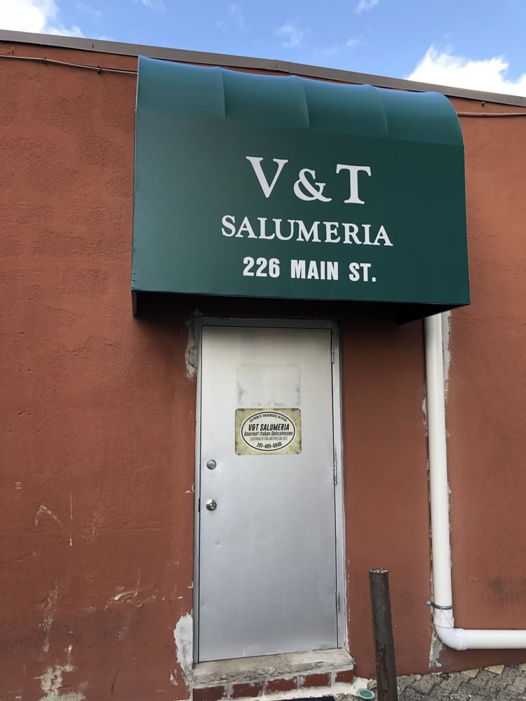 V & T Salumeria