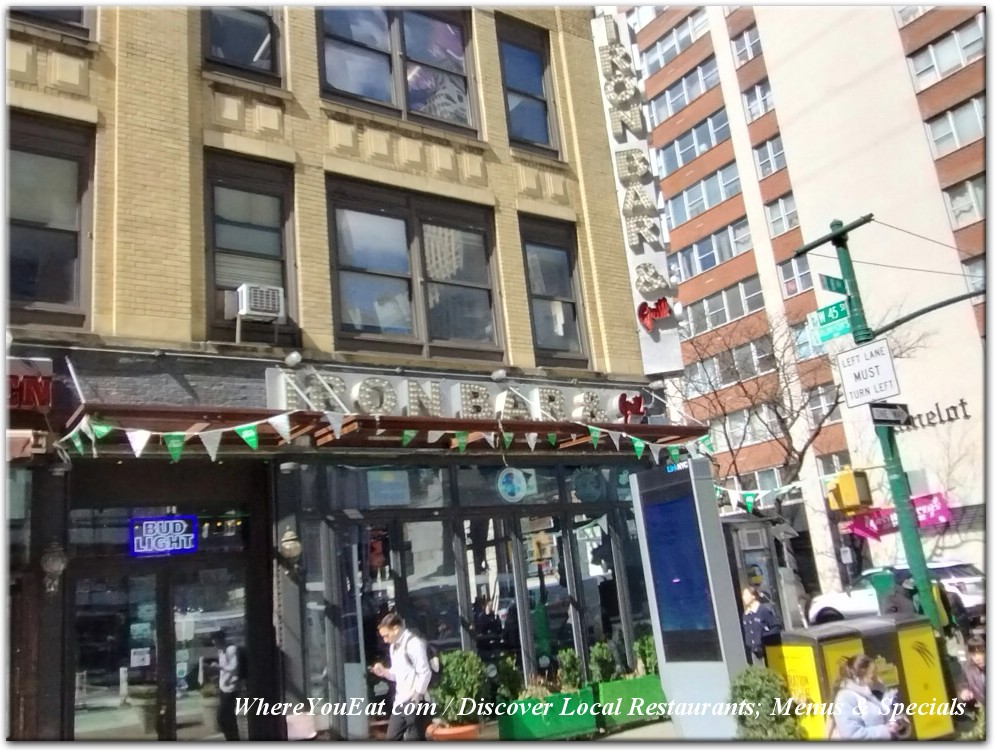Iron Bar & Lounge