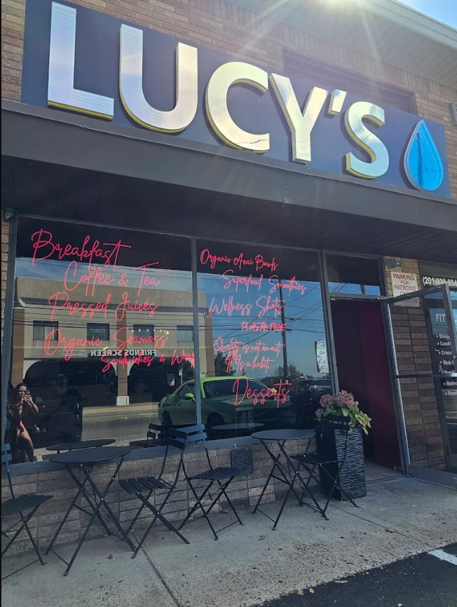 Lucy’s Juice Shop