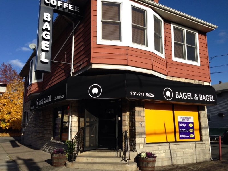 Bagel & Bagel