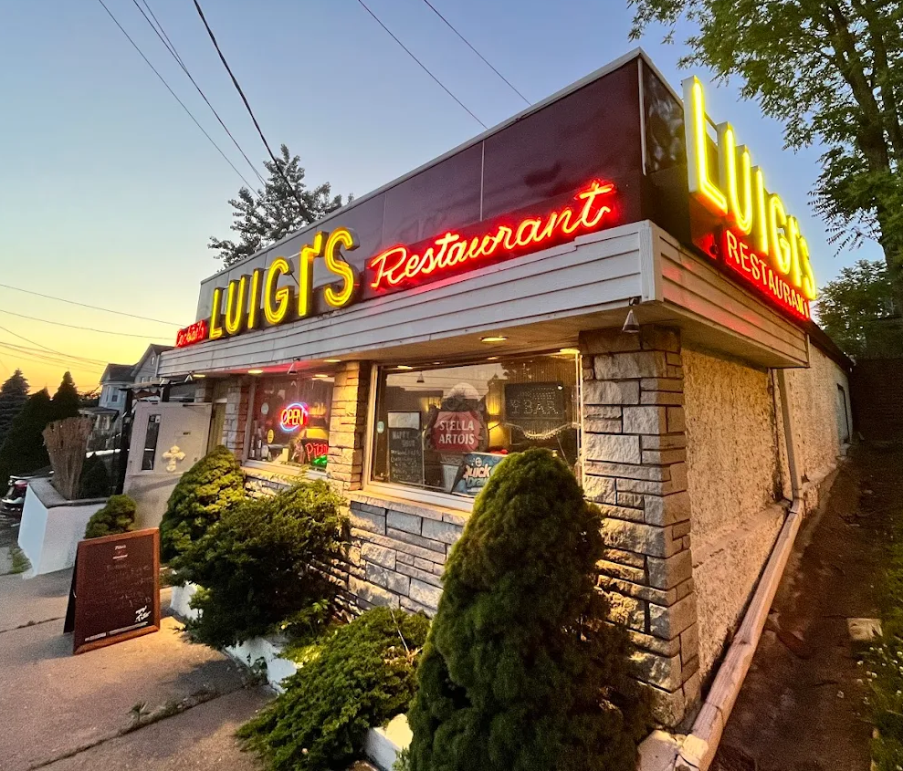 Luigis Restaurant