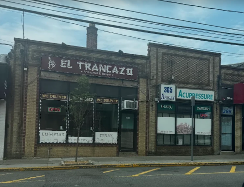 El Trancazo Restaurant & Bakery
