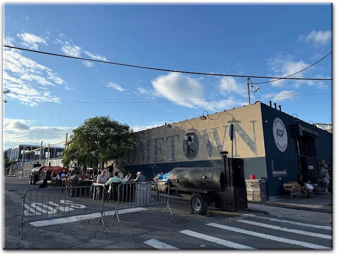 Hometown Bar-B-Que