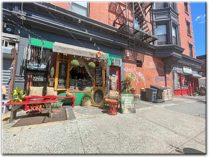 Secret Garden Oasis Juice Bar & Tea House