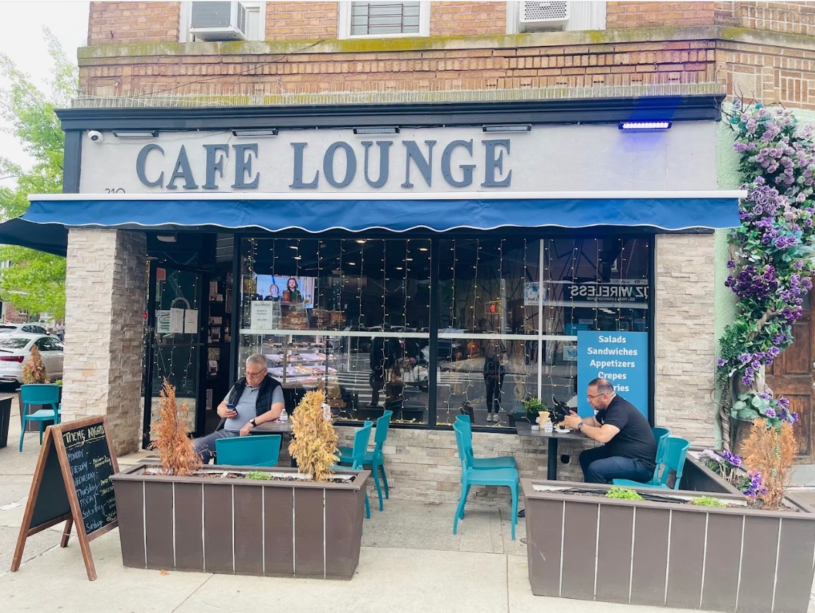 Cafe Lounge