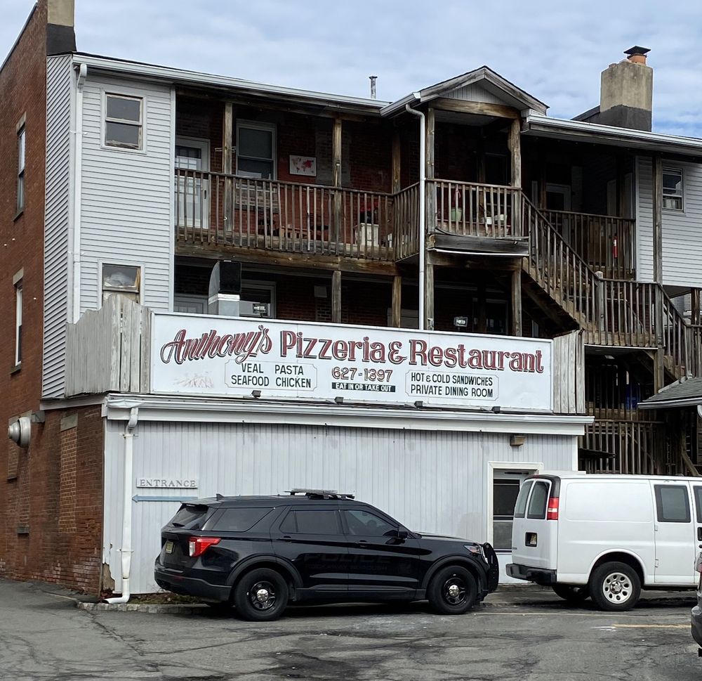 Anthonys Pizzeria & Family Restaurant