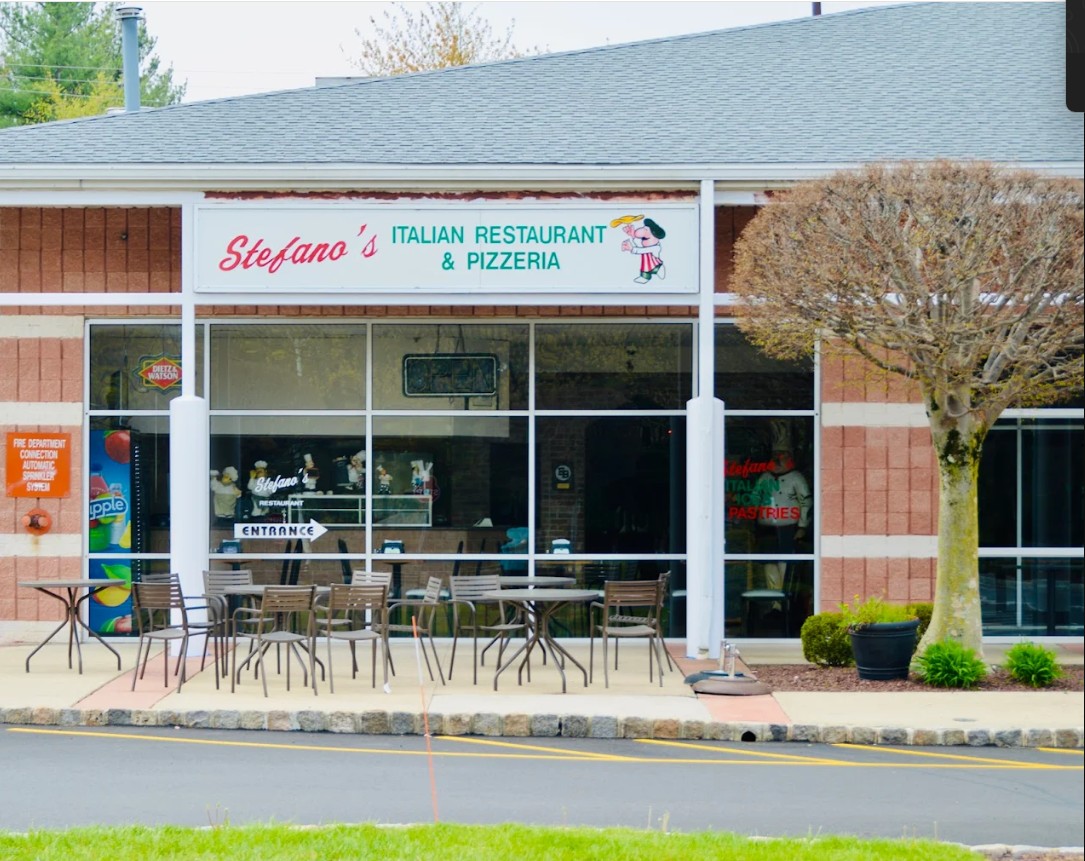 Stefanos Italian Restaurant & Pizzeria