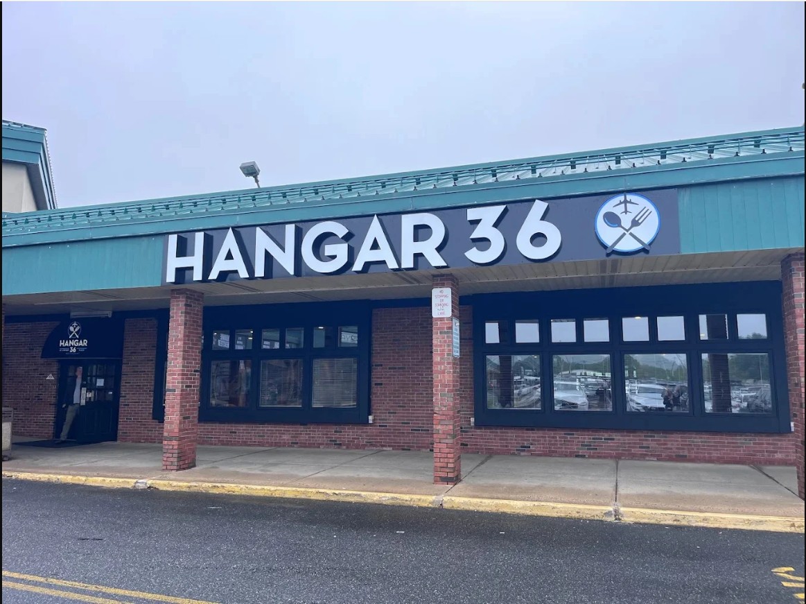 Hangar 36