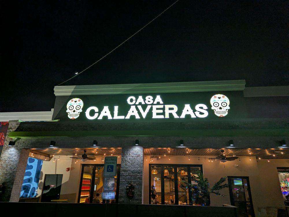 Casa Calaveras