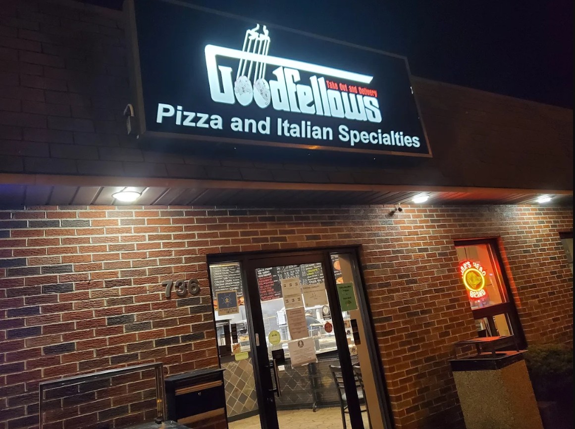 Discover Goodfellows Pizza & Italian Specialties in Fords, NJ