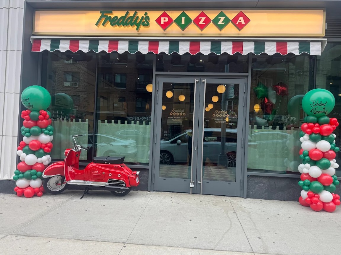 Freddy's Pizza