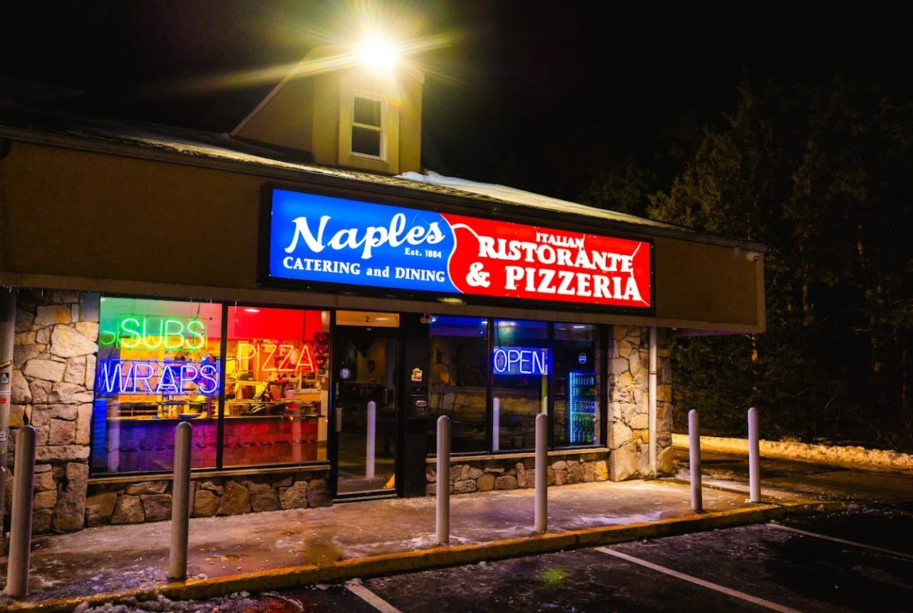 Naples Pizza & Restaurant