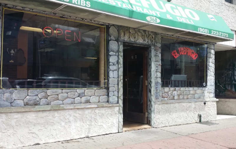 El Refugio Deli Restaurant